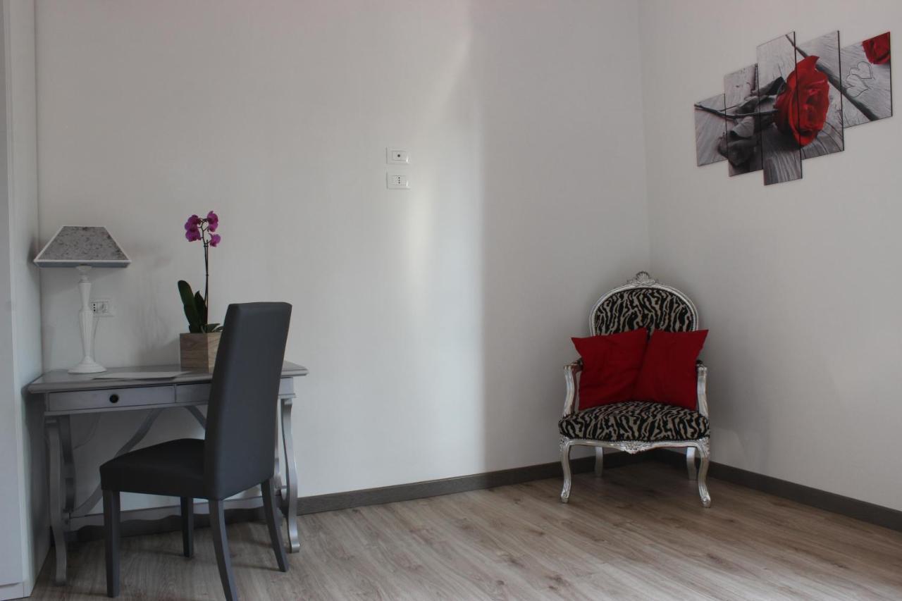 Bed and Breakfast Residenza Guglielmo Мантуя Экстерьер фото